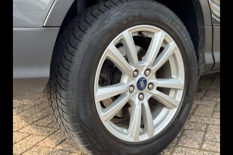 Ford Kuga 1.5 Titanium Styling Pack 2018 NAVI CLIMA Trekh NAP