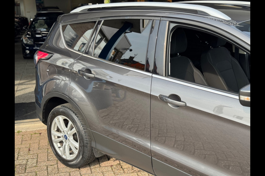 Ford Kuga 1.5 Titanium Styling Pack 2018 NAVI CLIMA Trekh NAP