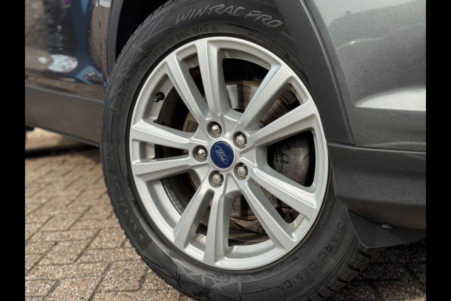 Ford Kuga 1.5 Titanium Styling Pack 2018 NAVI CLIMA Trekh NAP