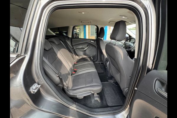 Ford Kuga 1.5 Titanium Styling Pack 2018 NAVI CLIMA Trekh NAP