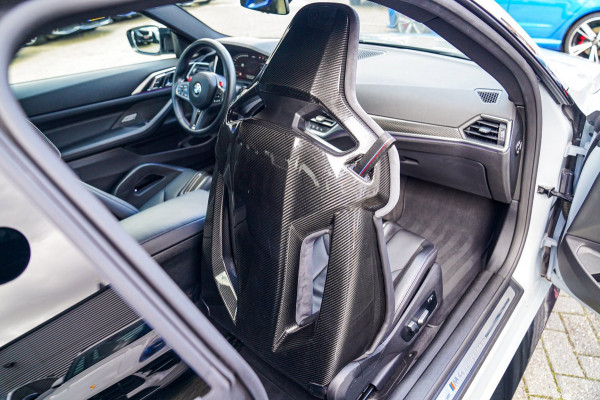 BMW 4 Serie Coupé M4 Competition | Carbon Kuipstoelen | Stuurwiel Verwarming | Carbon Interieur/Exterieur | 360 Camera | Memory