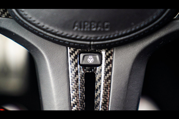 BMW 4 Serie Coupé M4 Competition | Carbon Kuipstoelen | Stuurwiel Verwarming | Carbon Interieur/Exterieur | 360 Camera | Memory