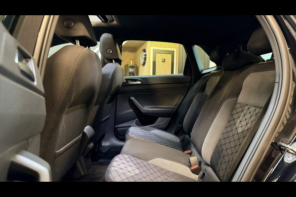 Volkswagen Polo 1.0 TSI 3X R-Line|PANO|IQ LIGHT|ACC|CAMERA|CARPLAY|FABRIEKSGARANTIE 2027|DEALER ONDERHOUDEN|2025|BOMVOL!