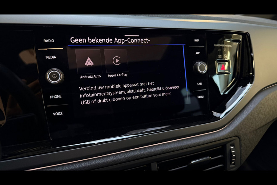 Volkswagen Polo 1.0 TSI 3X R-Line|PANO|IQ LIGHT|ACC|CAMERA|CARPLAY|FABRIEKSGARANTIE 2027|DEALER ONDERHOUDEN|2025|BOMVOL!