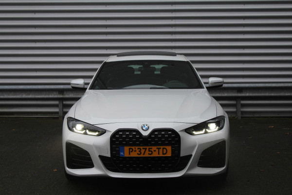 BMW 4 Serie Gran Coupé 420i 184pk Business Edition Plus AUTOMAAT Panoramadak NL-Auto NAP