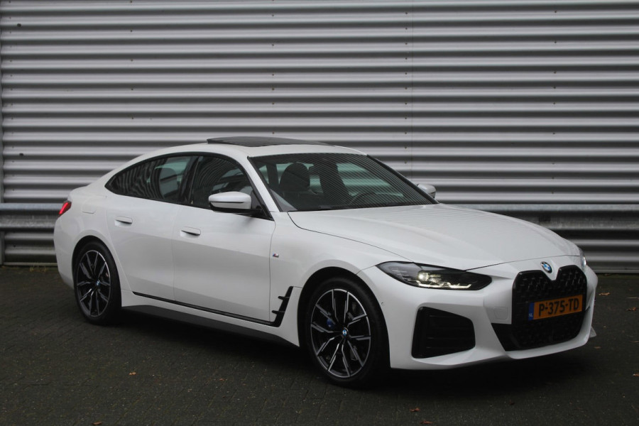 BMW 4 Serie Gran Coupé 420i 184pk Business Edition Plus AUTOMAAT Panoramadak NL-Auto NAP
