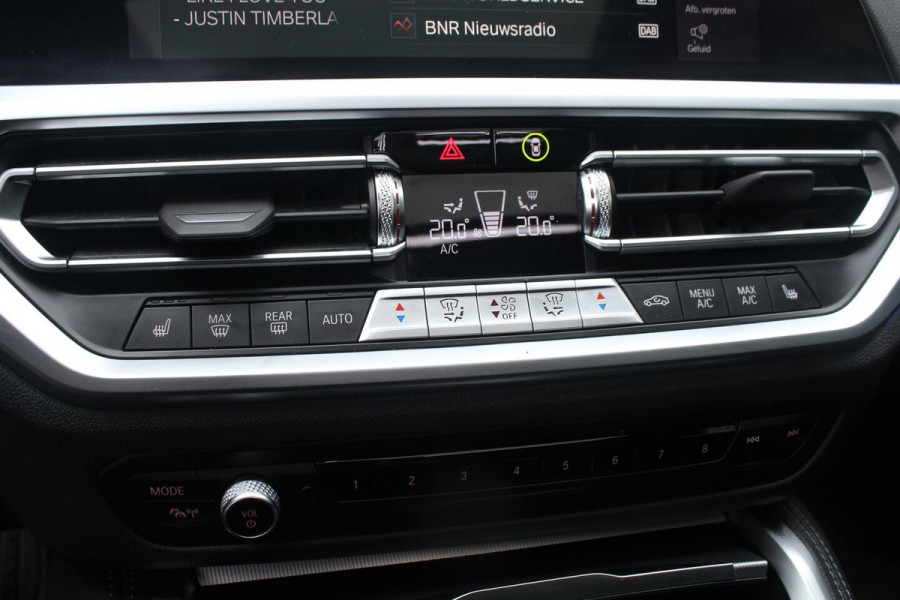 BMW 4 Serie Gran Coupé 420i 184pk Business Edition Plus AUTOMAAT Panoramadak NL-Auto NAP