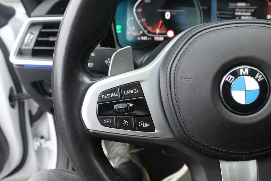 BMW 4 Serie Gran Coupé 420i 184pk Business Edition Plus AUTOMAAT Panoramadak NL-Auto NAP