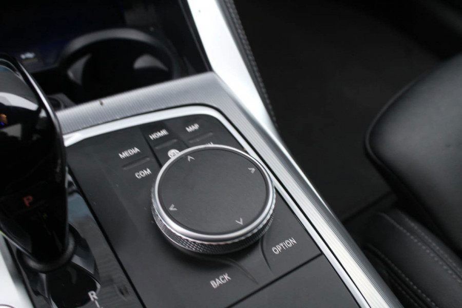 BMW 4 Serie Gran Coupé 420i 184pk Business Edition Plus AUTOMAAT Panoramadak NL-Auto NAP