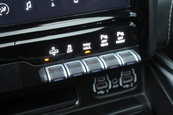 Dodge Ram 1500 5.7 V8 402pk 4x4 Crew Cab Limited LPG Panoramadak