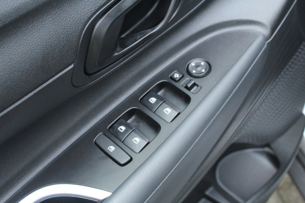 Hyundai Bayon 1.0 T-GDI 101pk Comfort NL-Auto NAP Trekhaak