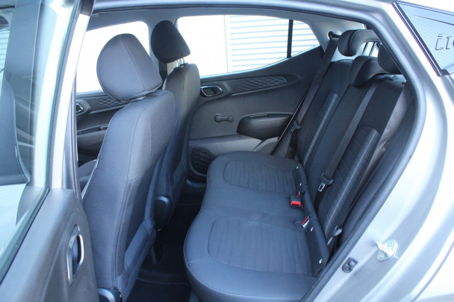Hyundai i10 1.0 67pk Comfort Smart 5-zits NL-Auto NAP