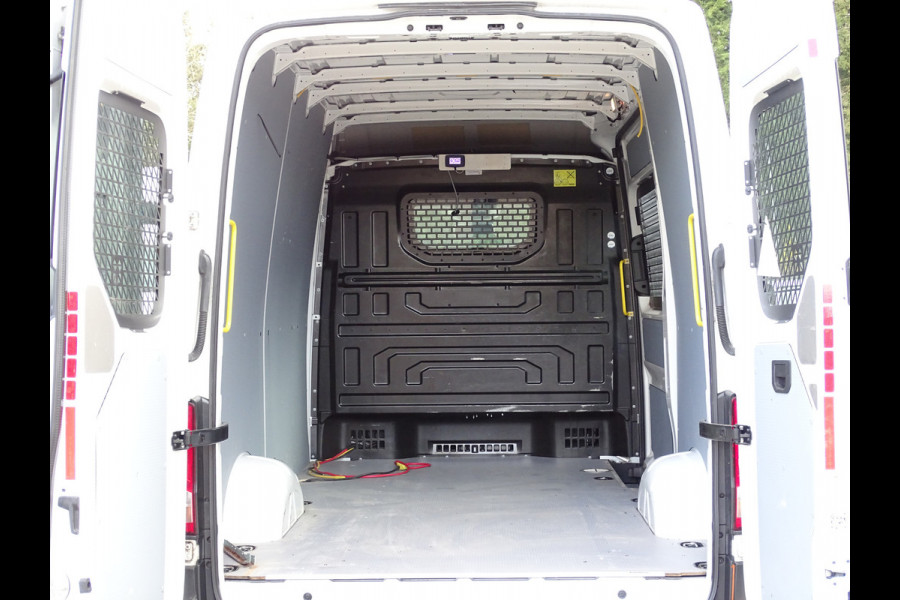 Volkswagen Crafter 2.0 TDI L3H3