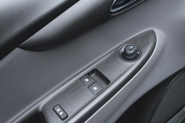 Opel KARL 1.0 ecoFLEX 75pk Innovation AUTOMAAT NL-Auto NAP