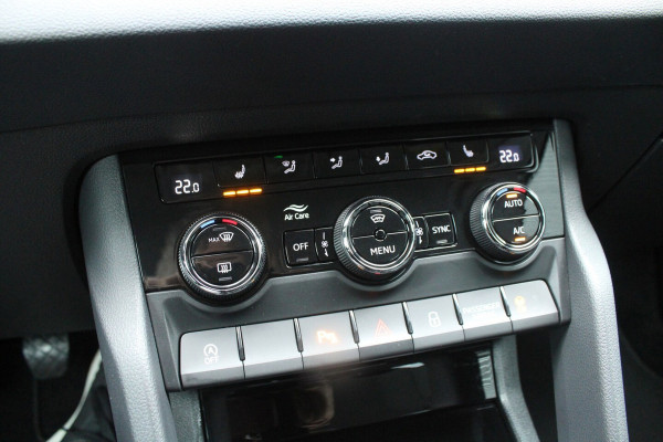 Škoda Karoq 1.5 TSI 150pk Business Edition Plus NL-Auto NAP