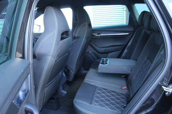 Škoda Karoq 1.5 TSI 150pk Sportline Business DSG7 NL-Auto NAP