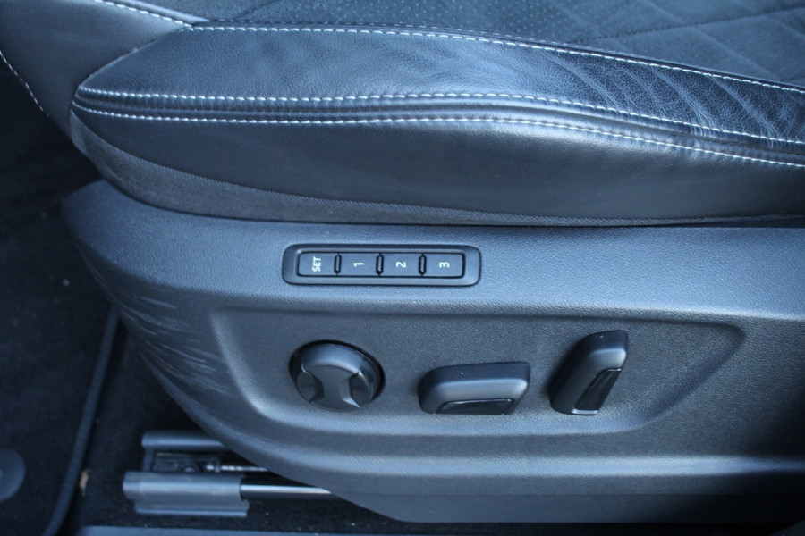 Škoda Kodiaq 1.5 TSI 150pk Sportline Business 7p. DSG7 Panoramadak NL-Auto NAP