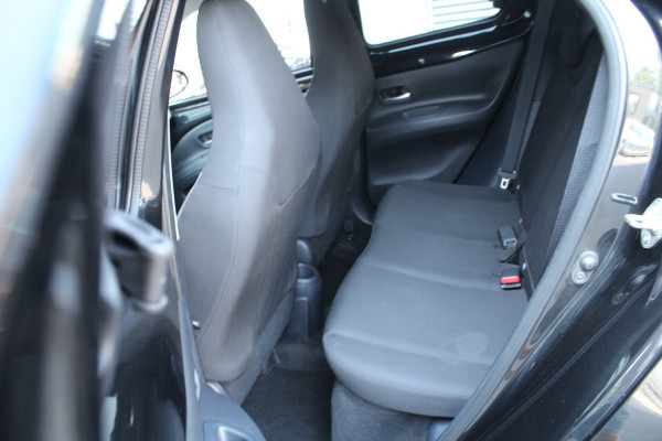 Toyota Aygo X 1.0 VVT-i 72pk MT-First NL-Auto NAP
