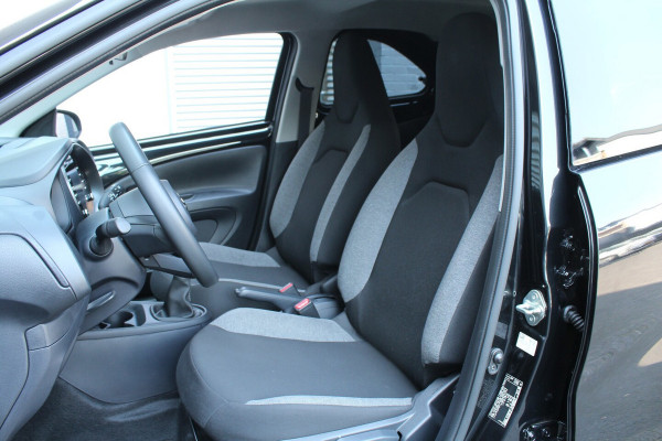 Toyota Aygo X 1.0 VVT-i 72pk MT-First NL-Auto NAP