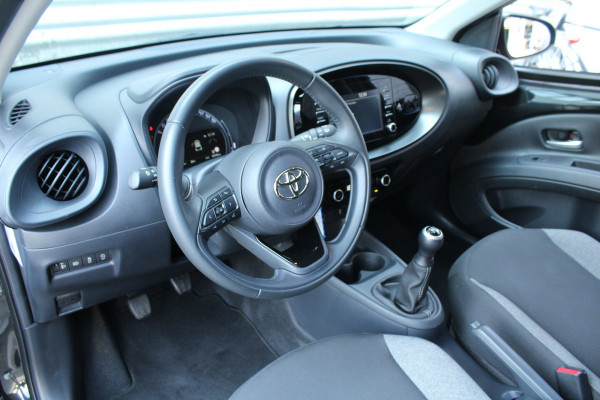 Toyota Aygo X 1.0 VVT-i 72pk MT-First NL-Auto NAP