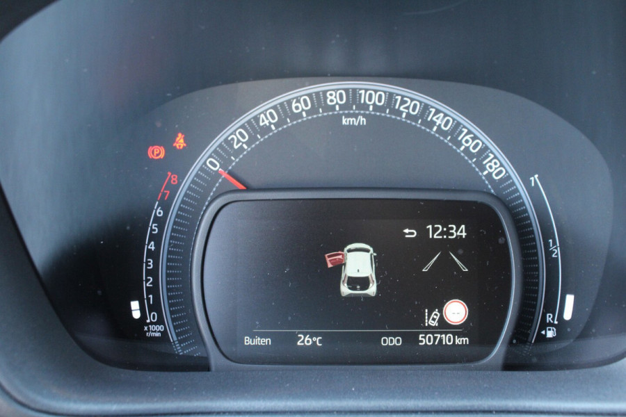 Toyota Aygo X 1.0 VVT-i 72pk MT-First NL-Auto NAP