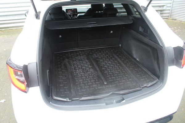 Toyota Corolla Touring Sports 1.8 Hybrid 140pk GR-Sport AUTOMAAT NL-Auto NAP