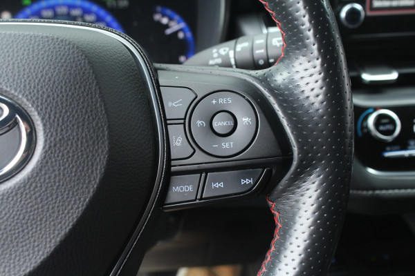 Toyota Corolla Touring Sports 1.8 Hybrid 140pk GR-Sport AUTOMAAT NL-Auto NAP