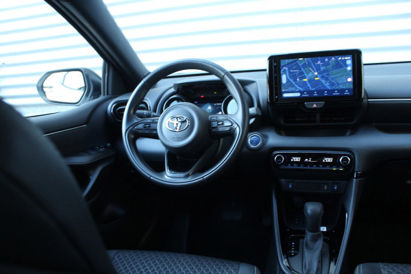Toyota Yaris 1.5 Hybrid 116pk Executive AUTOMAAT NL-Auto NAP