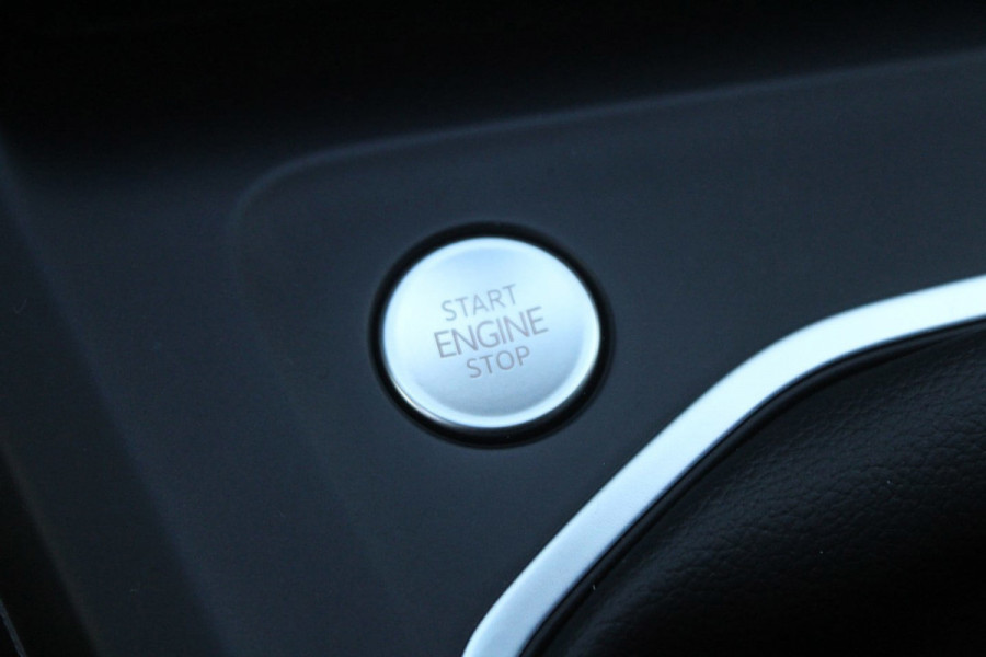 Volkswagen Golf 1.0 TSI 111pk Life NL-Auto NAP