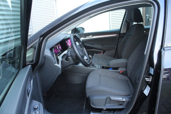 Volkswagen Golf 1.0 TSI 111pk Life NL-Auto NAP