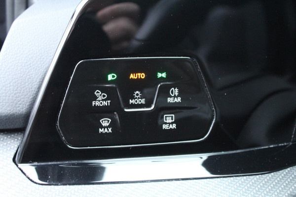 Volkswagen Golf Variant 1.5 eTSI R-Line Business