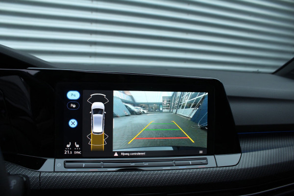 Volkswagen Golf Variant 1.5 eTSI R-Line Business