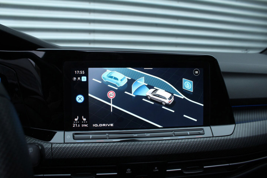 Volkswagen Golf Variant 1.5 eTSI R-Line Business