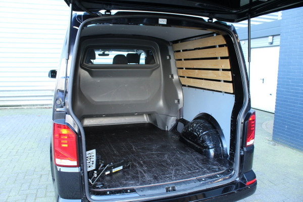 Volkswagen Transporter 2.0 TDI 150pk DSG7 L2H1 Dubbel Cabine NL-Auto NAP