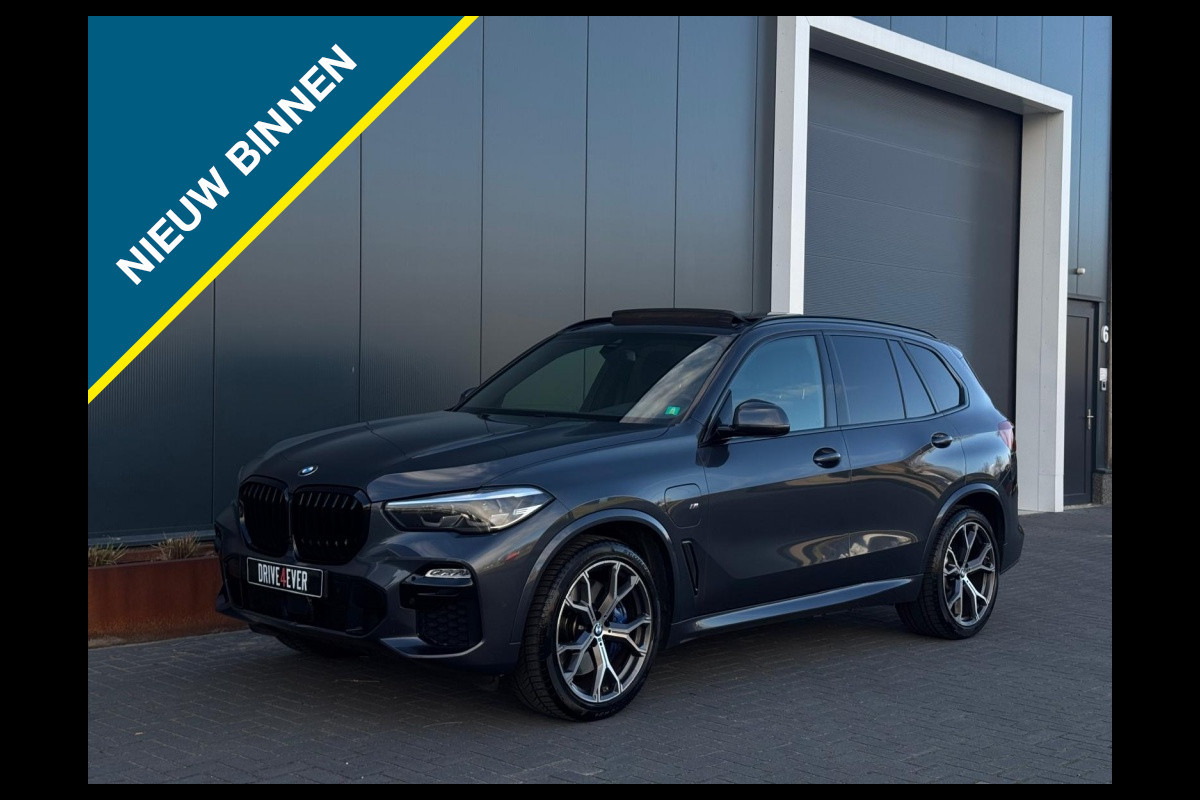 BMW X5 xDrive45e M PACK PANO NAVI CAMERA LED LEDER SPORTVELGEN