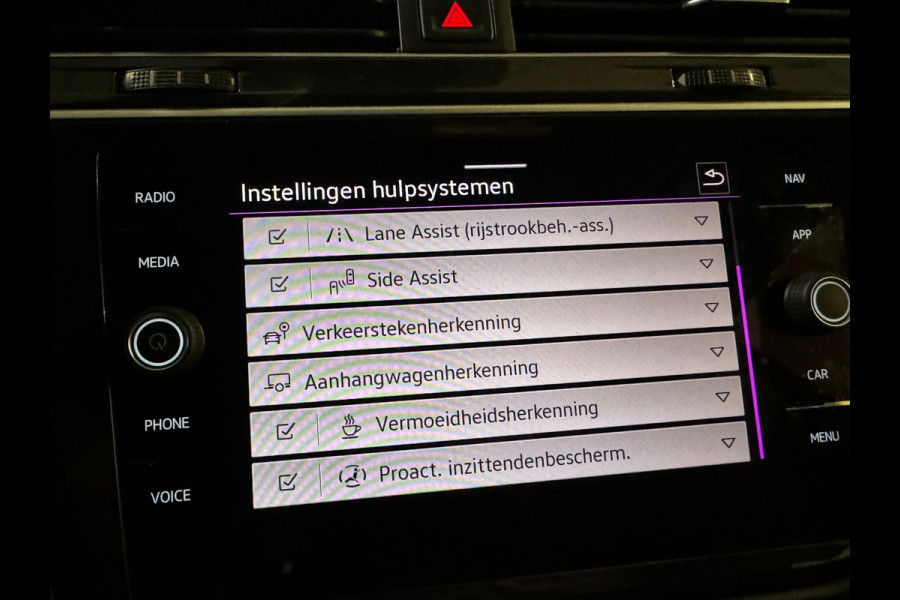 Volkswagen Tiguan 1.4 TSI eHybrid R-Line Keyles|Trekhaak|IQ