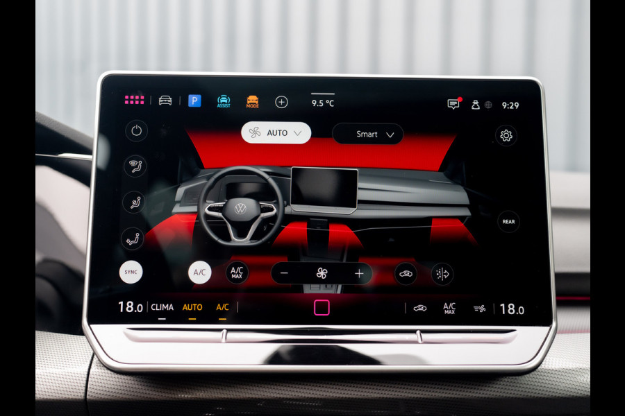 Volkswagen Golf 1.5 eTSI 50 Edition | Panodak | Trekhaak wegkl. | Stoelgeheugen | Head Up | IQ Light | Prijs Rijklaar!!