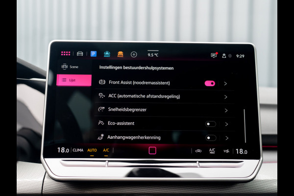 Volkswagen Golf 1.5 eTSI 50 Edition | Panodak | Trekhaak wegkl. | Stoelgeheugen | Head Up | IQ Light | Prijs Rijklaar!!