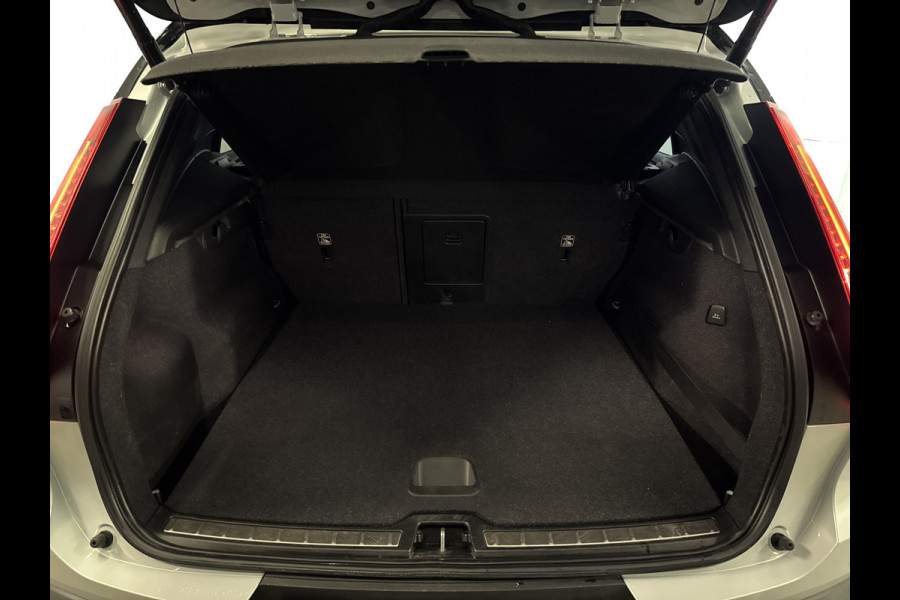 Volvo XC40 1.5 T5 262 PK AUT. RECHARGE R-DESIGN CAMERA/LEDER/PANORAMADAK****