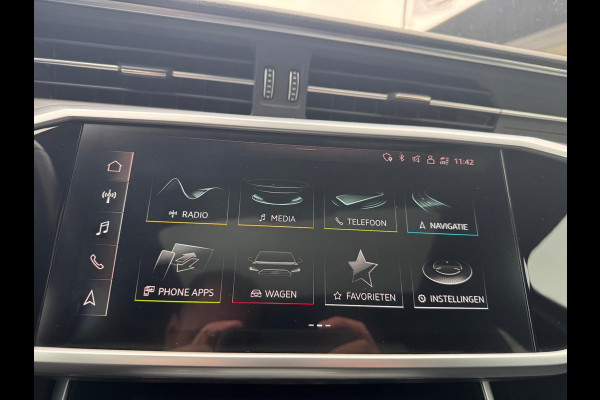 Audi A6 Avant 55 TFSI e quattro Competition 367 PK HUD Pano 360 Trekhaak
