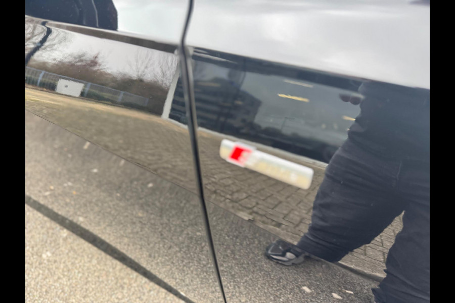 Audi A6 Avant 55 TFSI e quattro Competition 367 PK HUD Pano 360 Trekhaak