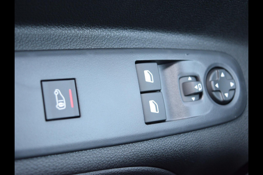 Citroën E-Berlingo 136 L1 50 kWh WARMTEPOMP | HOUTEN BETIMMERING | PARKEERCAMERA | DEMO