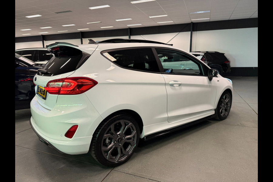 Ford Fiesta 1.0 EcoBoost ST-Line 125PK PANO/NAVI/CAM/ECC/PDC/DAB/CARPLAY//