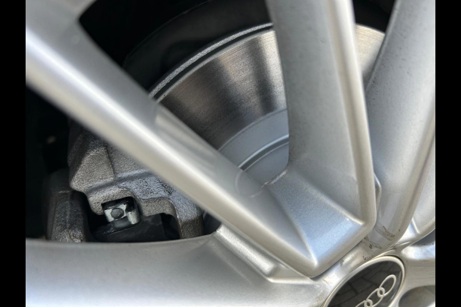 Audi A3 Sportback 1.0 TFSI Design 17Inch BTW-Verrekenbaar RIJKLAAR