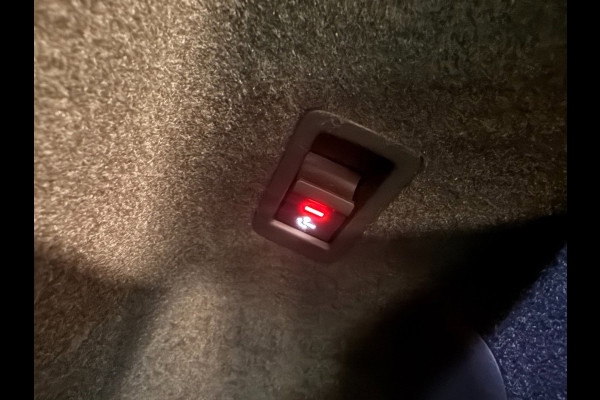 Audi Q3 Sportback 45 TFSI e 3X S-LINE BLACK-LINE 20''RS SOH-TEST/NAVI/DAB/CARPLAY/CAM/KEY-LESS/V-COCKPIT/LED//