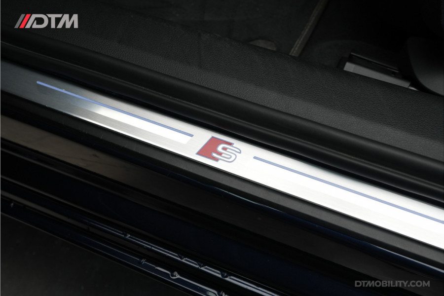 Audi A6 Limousine 55TFSIe Quattro Competition | Panoramadak | Leder | 360