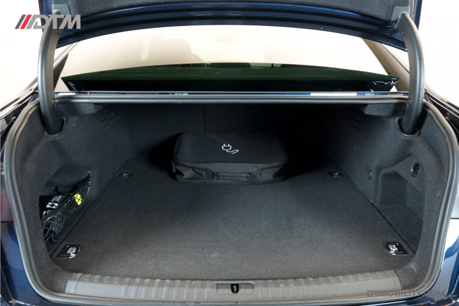 Audi A6 Limousine 55TFSIe Quattro Competition | Panoramadak | Leder | 360