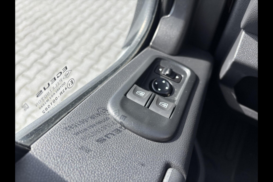 Renault Master 2.3 dCi L2H2*A/C*CRUISE*NAVI*HAAK*CAM*INRICHTING*