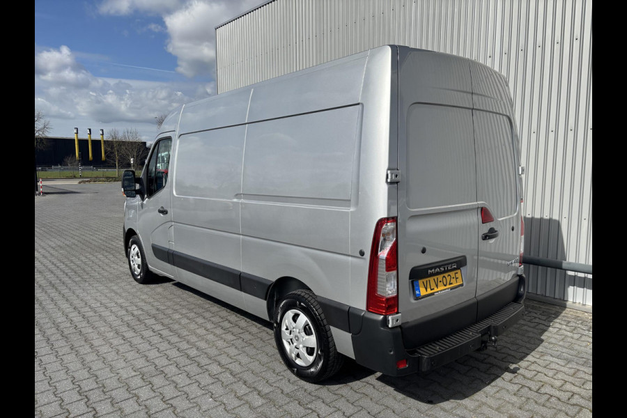 Renault Master 2.3 dCi L2H2*A/C*CRUISE*NAVI*HAAK*CAM*INRICHTING*