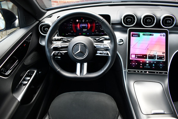 Mercedes-Benz C-Klasse Estate 300 e AMG Line Pano Trekh Distronic 360-camera